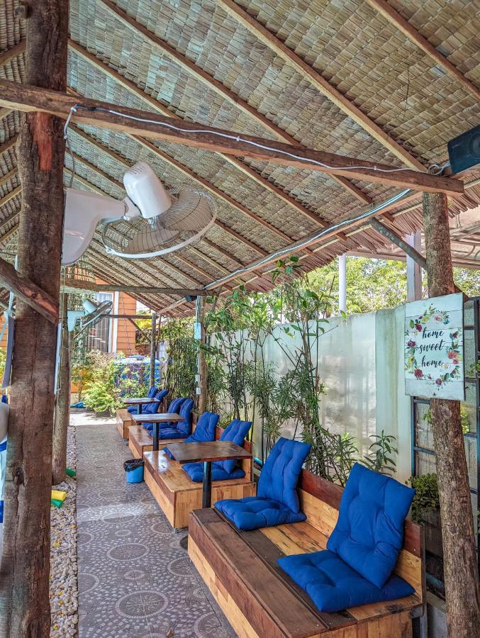 קמפוט Yellow Star Hostel מראה חיצוני תמונה