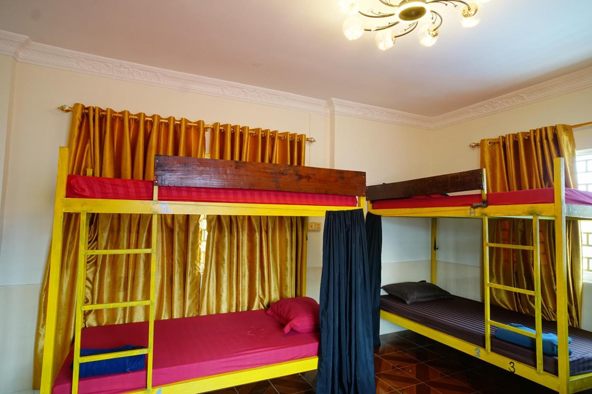 קמפוט Yellow Star Hostel מראה חיצוני תמונה