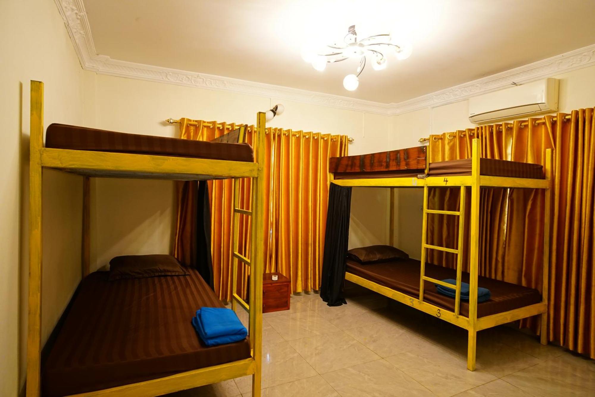 קמפוט Yellow Star Hostel מראה חיצוני תמונה