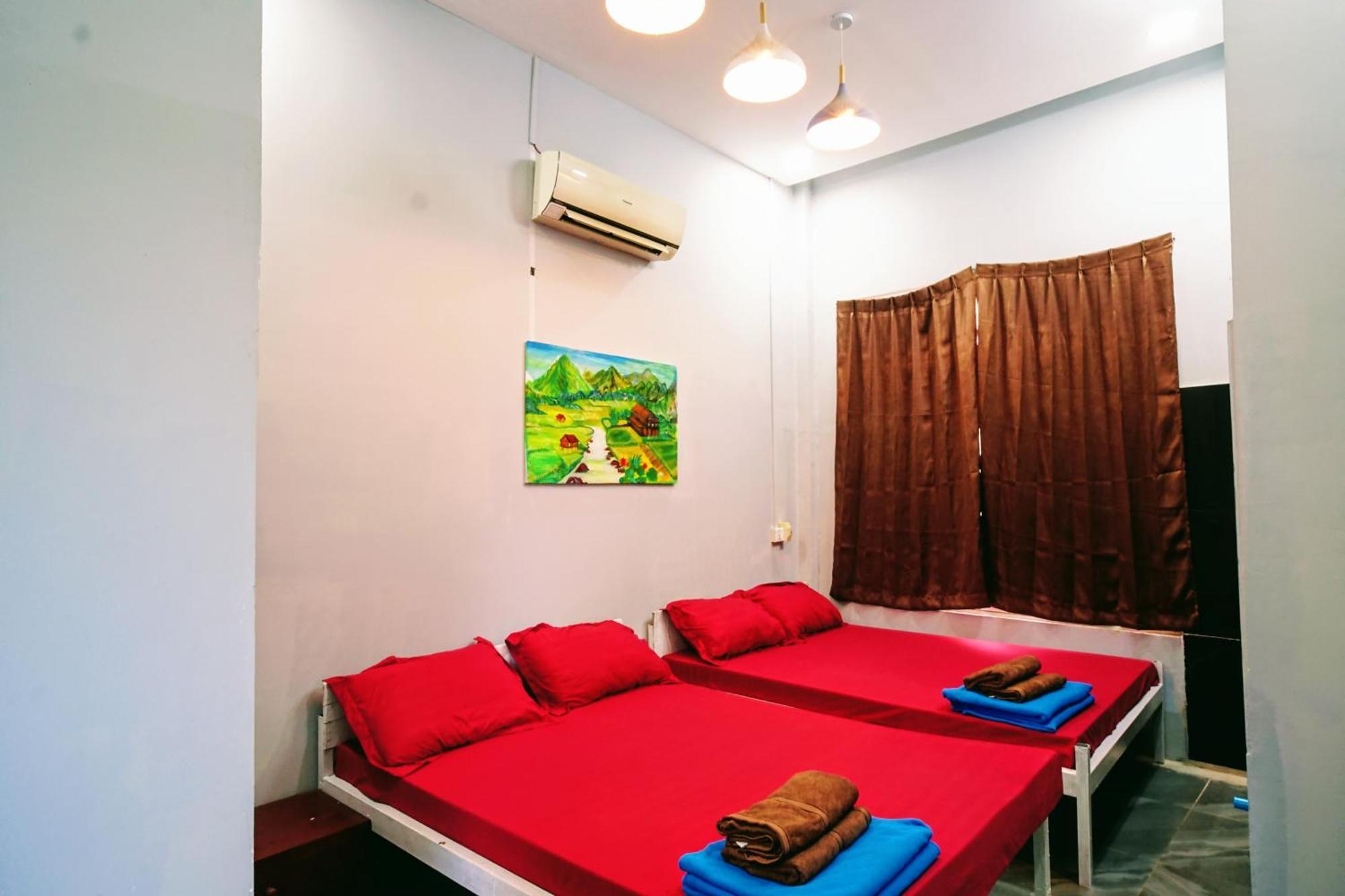 קמפוט Yellow Star Hostel מראה חיצוני תמונה